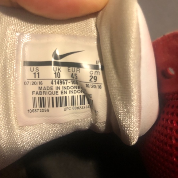 Nike Flights - Picture 4 of 5